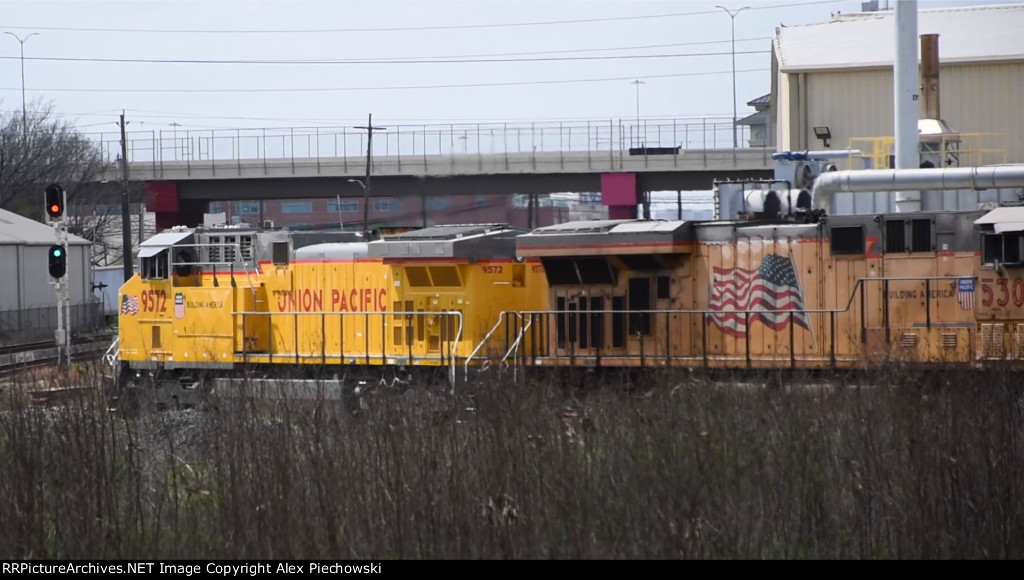 UP 9572